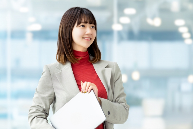 首コリ、肩こりを改善した女性