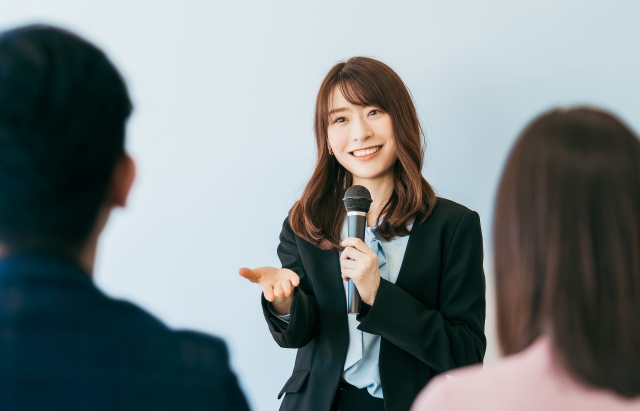 背中痛、肩こりを改善された女性